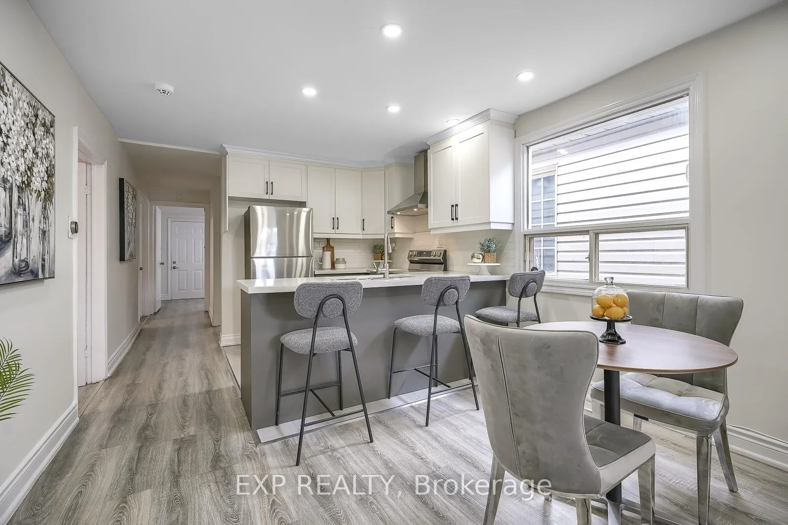 Photo 9 of 230 McAnulty Boulevard, Hamilton, Crown Point — HOMEH