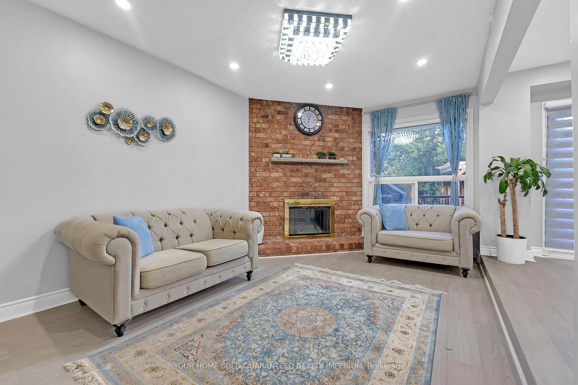 Photo 9 of 707 Mountjoy Court, Oshawa, Pinecrest — HOMEH