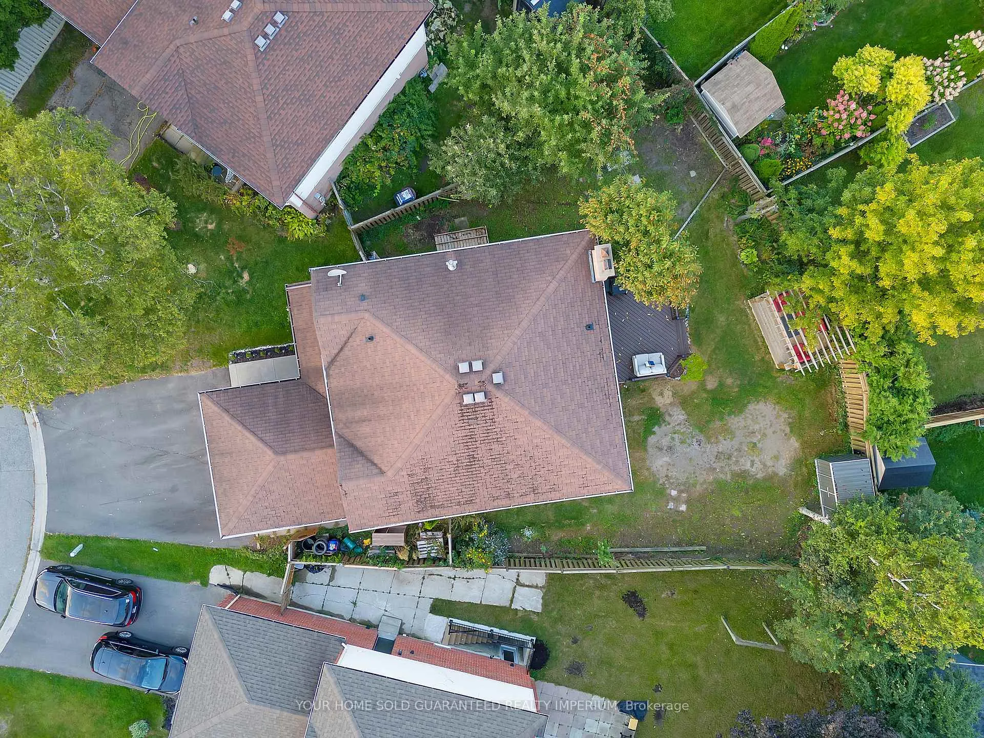 Photo 21 of 707 Mountjoy Court, Oshawa, Pinecrest — HOMEH