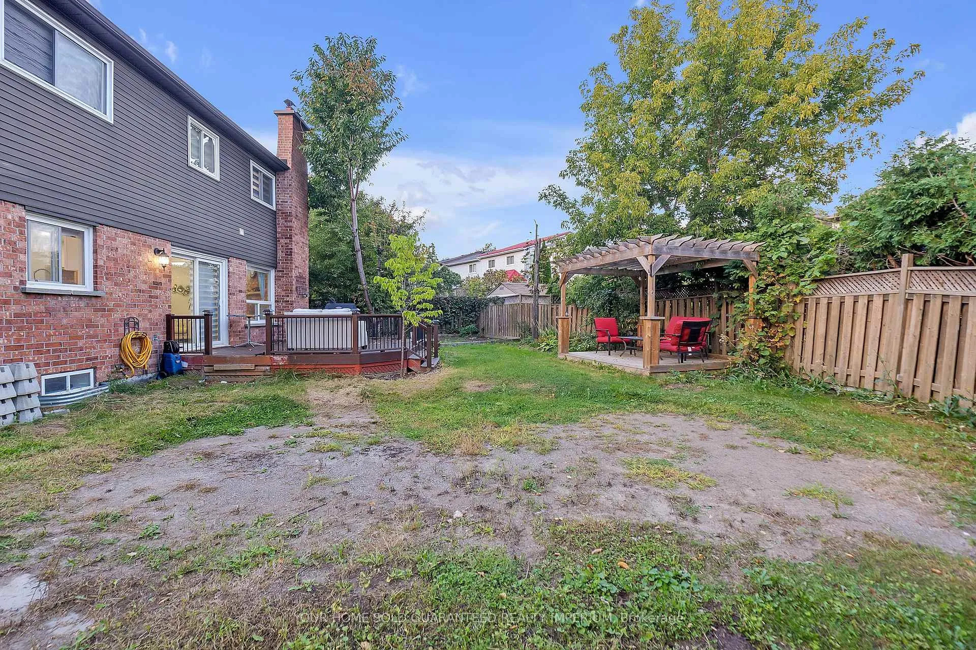 Photo 26 of 707 Mountjoy Court, Oshawa, Pinecrest — HOMEH