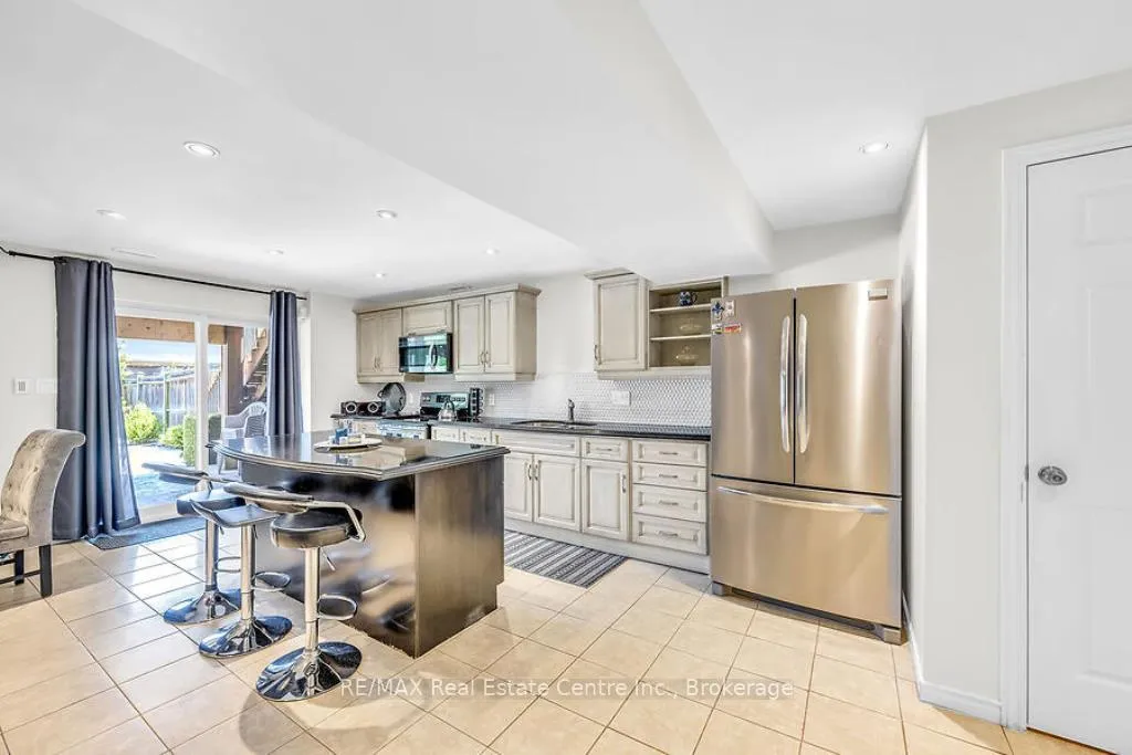 Photo 28 of 59 Onyx Court, Hamilton, Chappel — HOMEH
