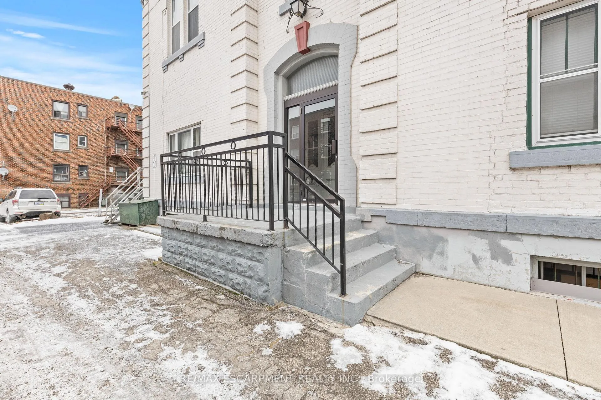 Photo 9 of 17 Webber Avenue, Hamilton, Stinson — HOMEH