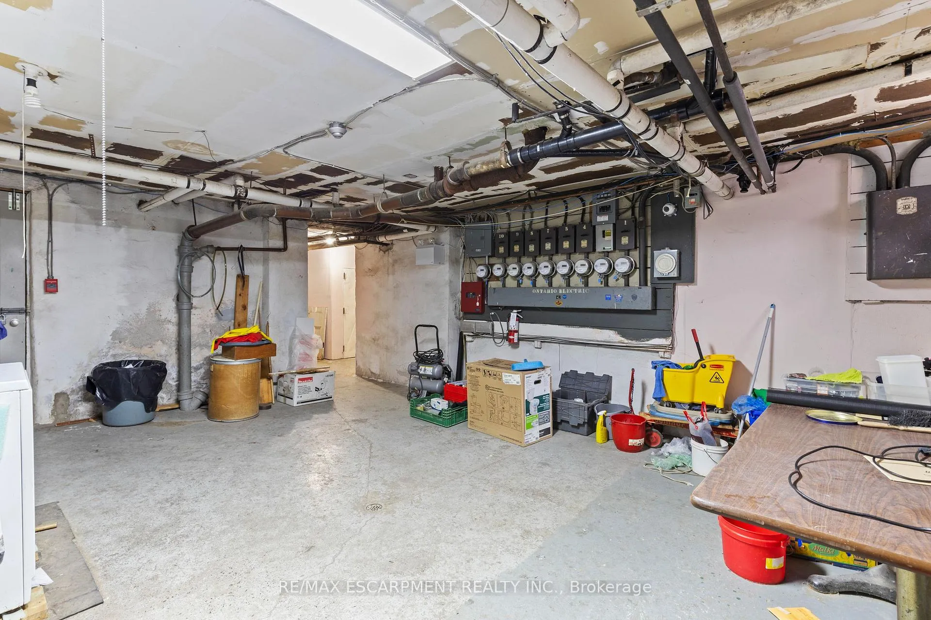 Photo 32 of 17 Webber Avenue, Hamilton, Stinson — HOMEH
