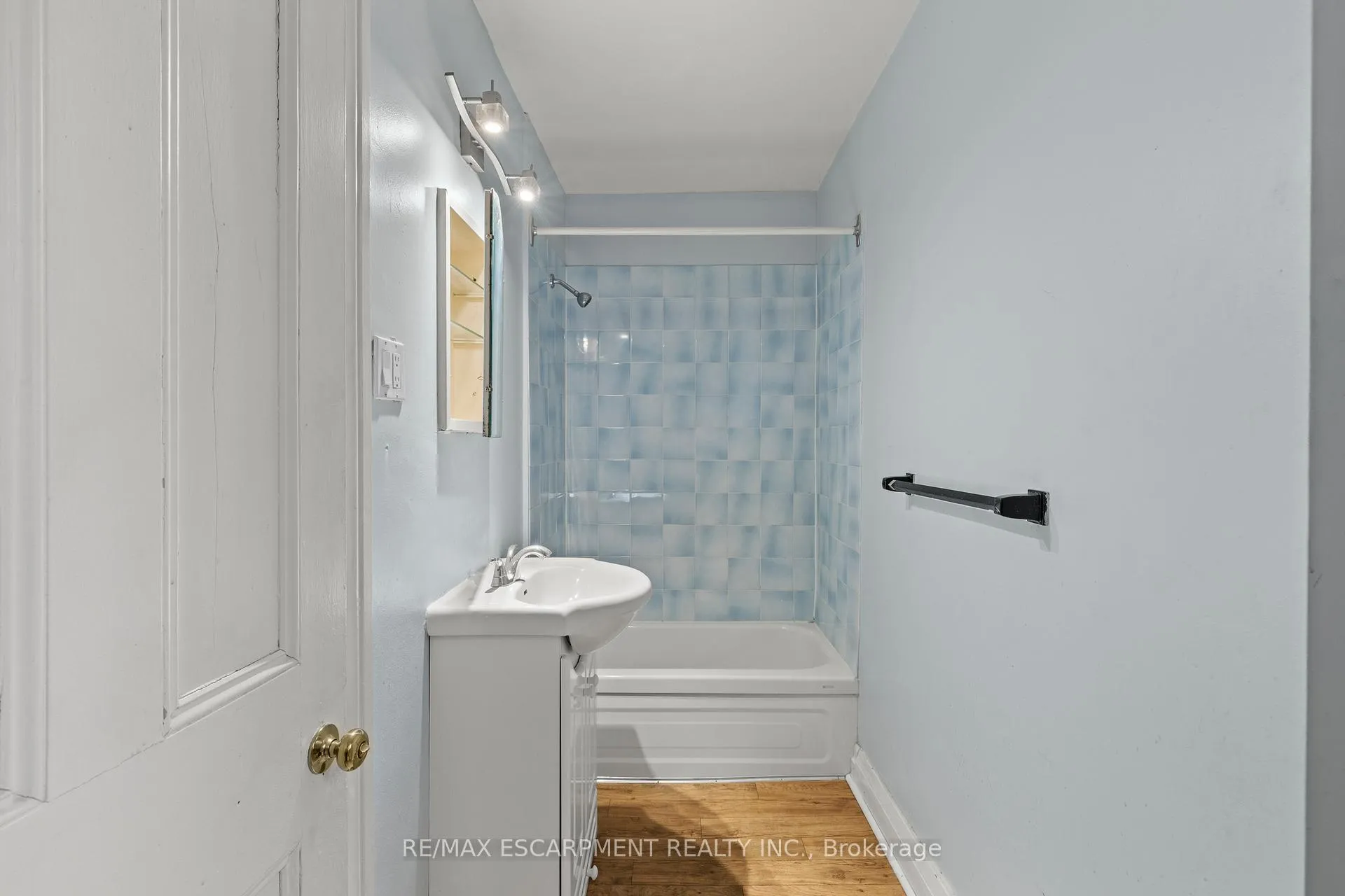 Photo 40 of 17 Webber Avenue, Hamilton, Stinson — HOMEH