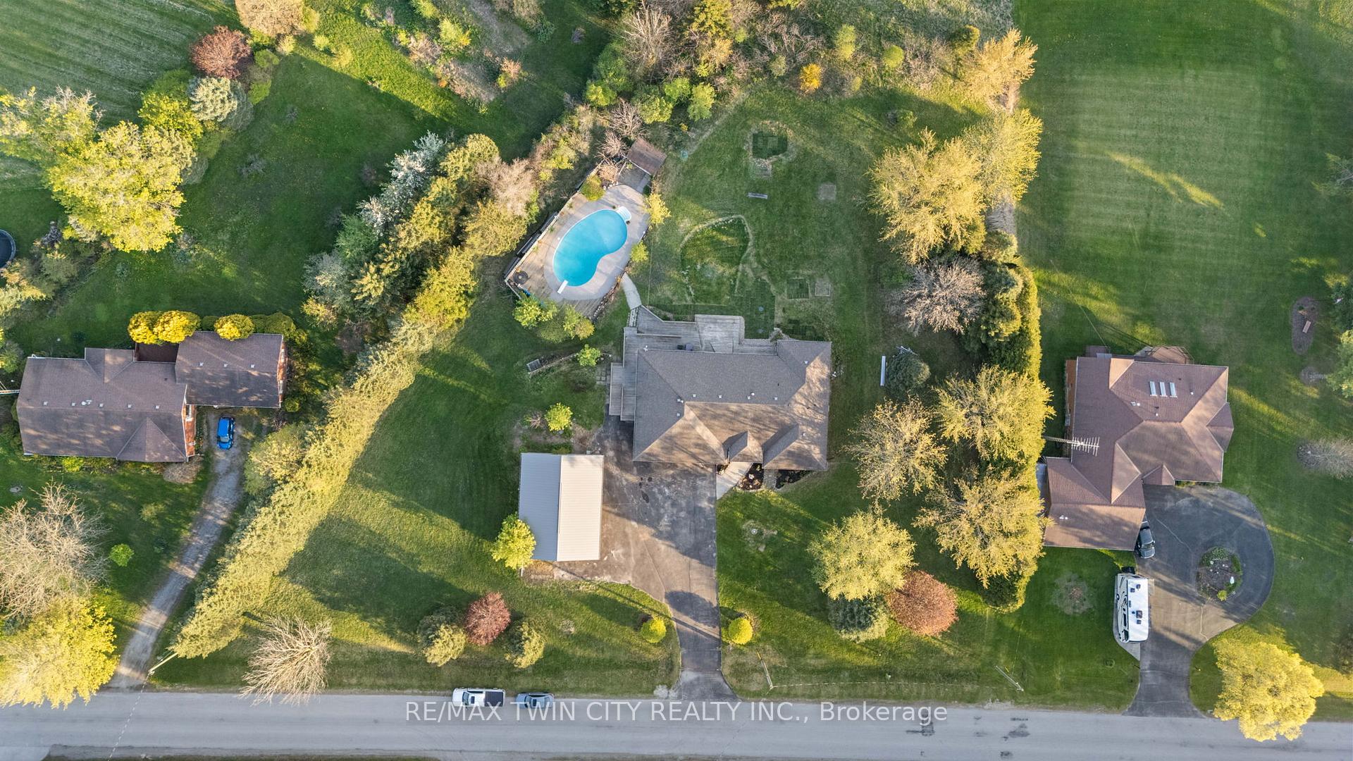 Photo 4 of 37 River Road, Brant, Brantford Twp — HOMEH