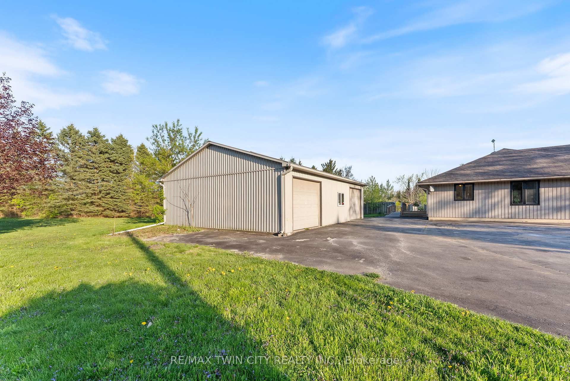 Photo 8 of 37 River Road, Brant, Brantford Twp — HOMEH