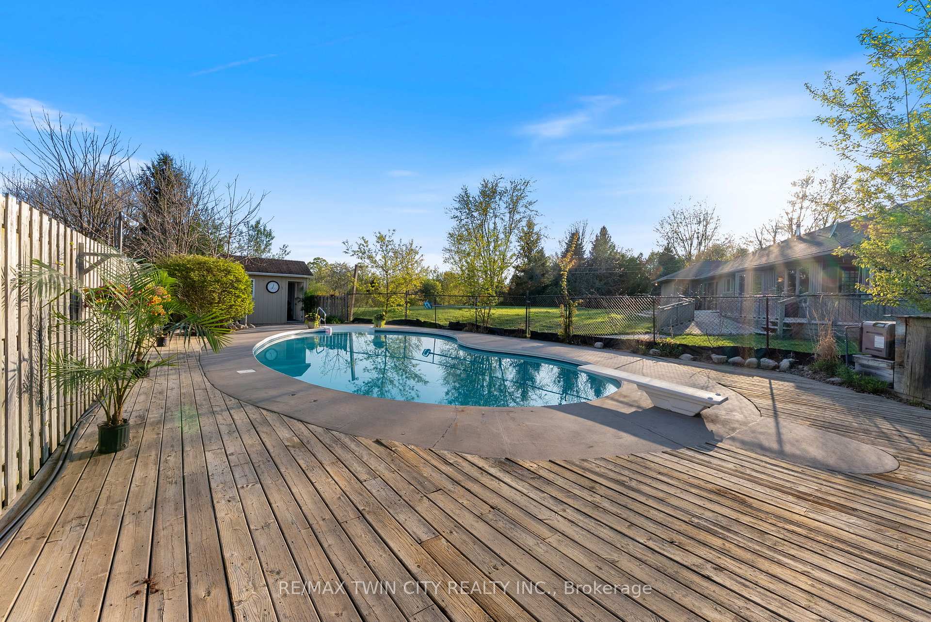 Photo 40 of 37 River Road, Brant, Brantford Twp — HOMEH