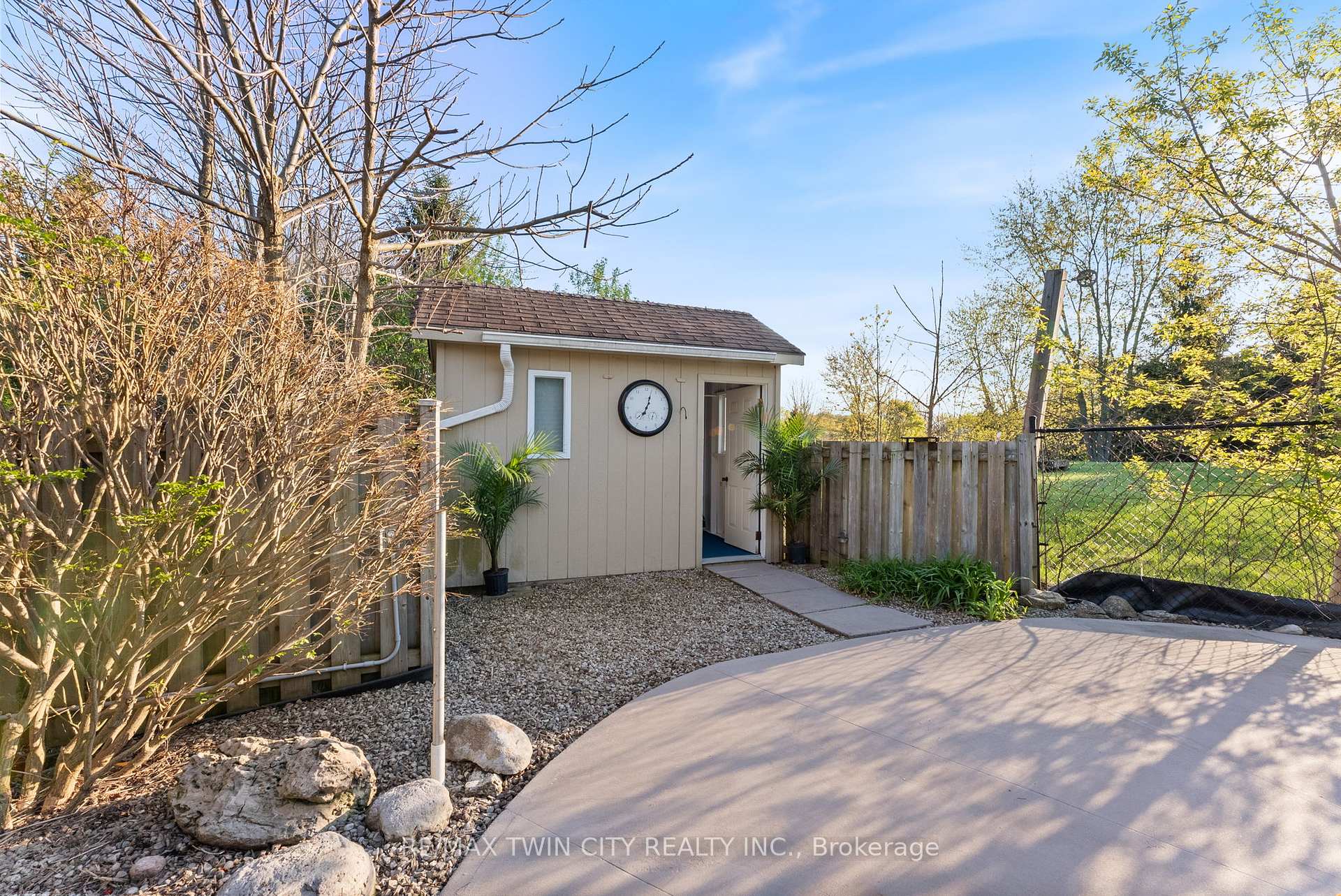 Photo 43 of 37 River Road, Brant, Brantford Twp — HOMEH