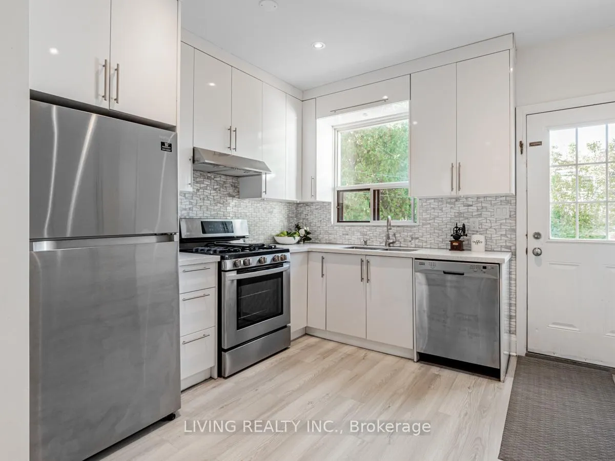 Photo 11 of 116 Roseheath Avenue, Toronto, Woodbine Corridor — HOMEH
