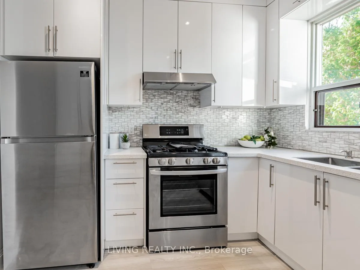 Photo 13 of 116 Roseheath Avenue, Toronto, Woodbine Corridor — HOMEH