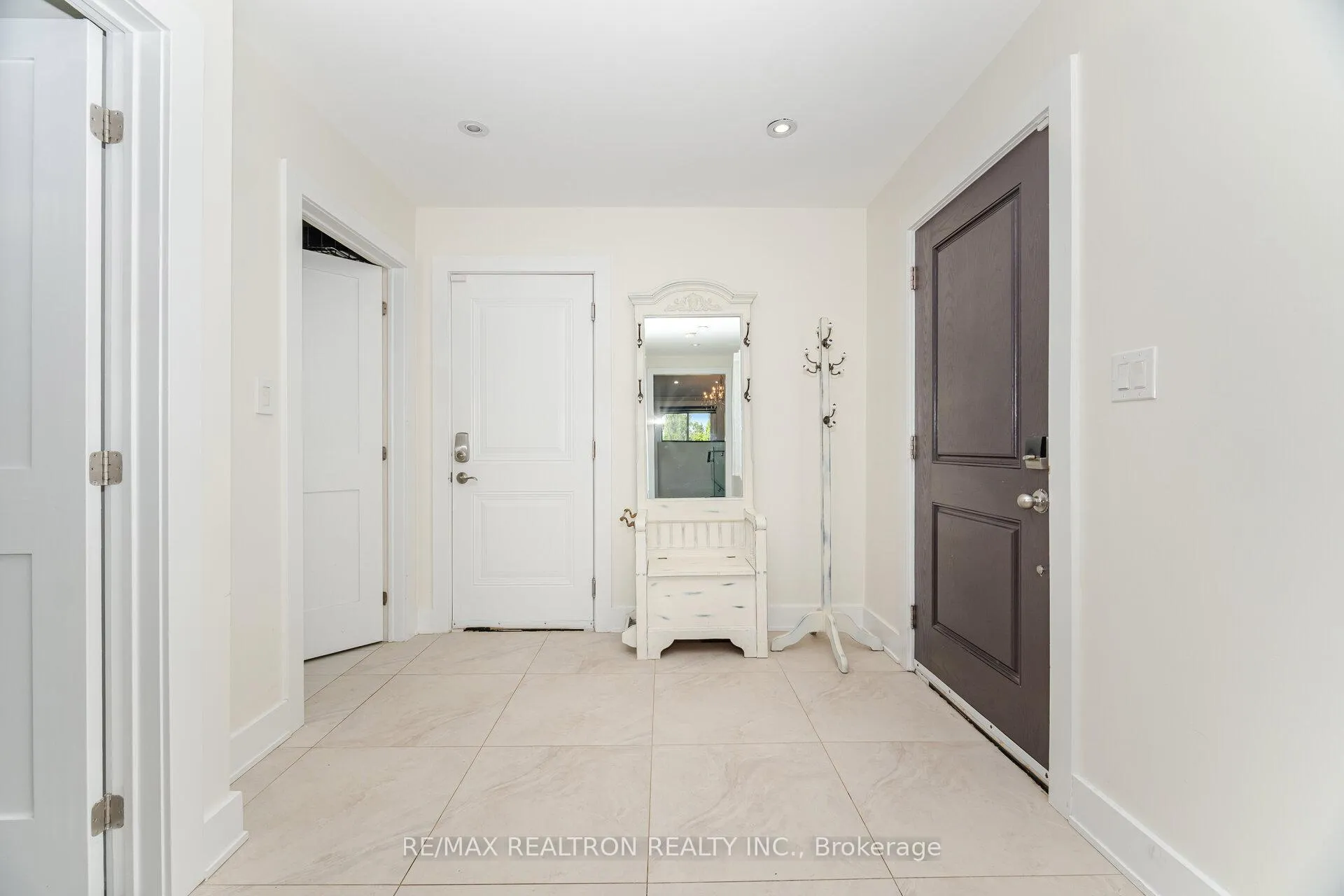 Photo 6 of 45 Simcoe Road, King, Rural King — HOMEH