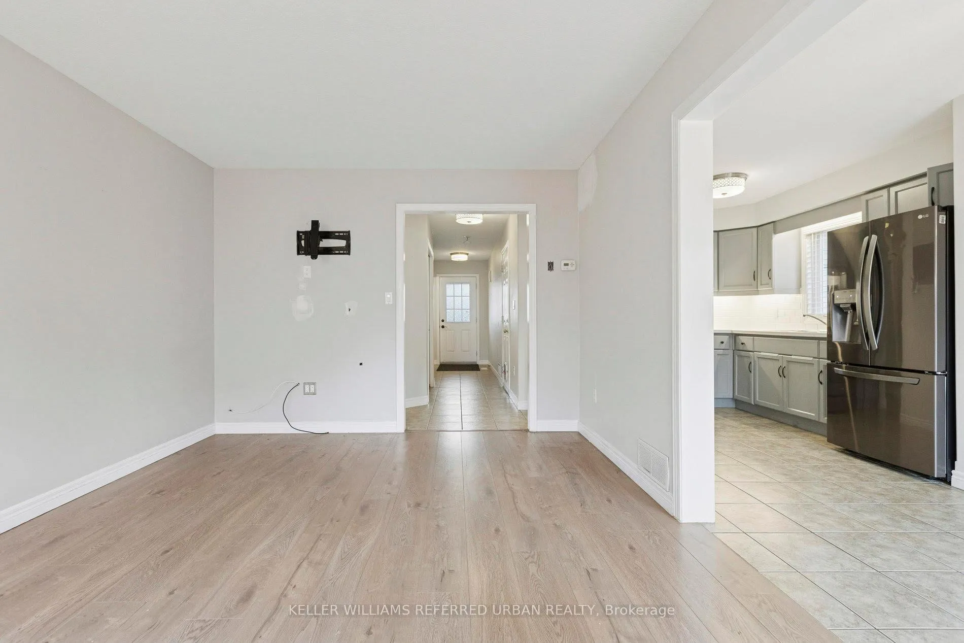 Photo 10 of 35 Robb Road, Woolwich — HOMEH