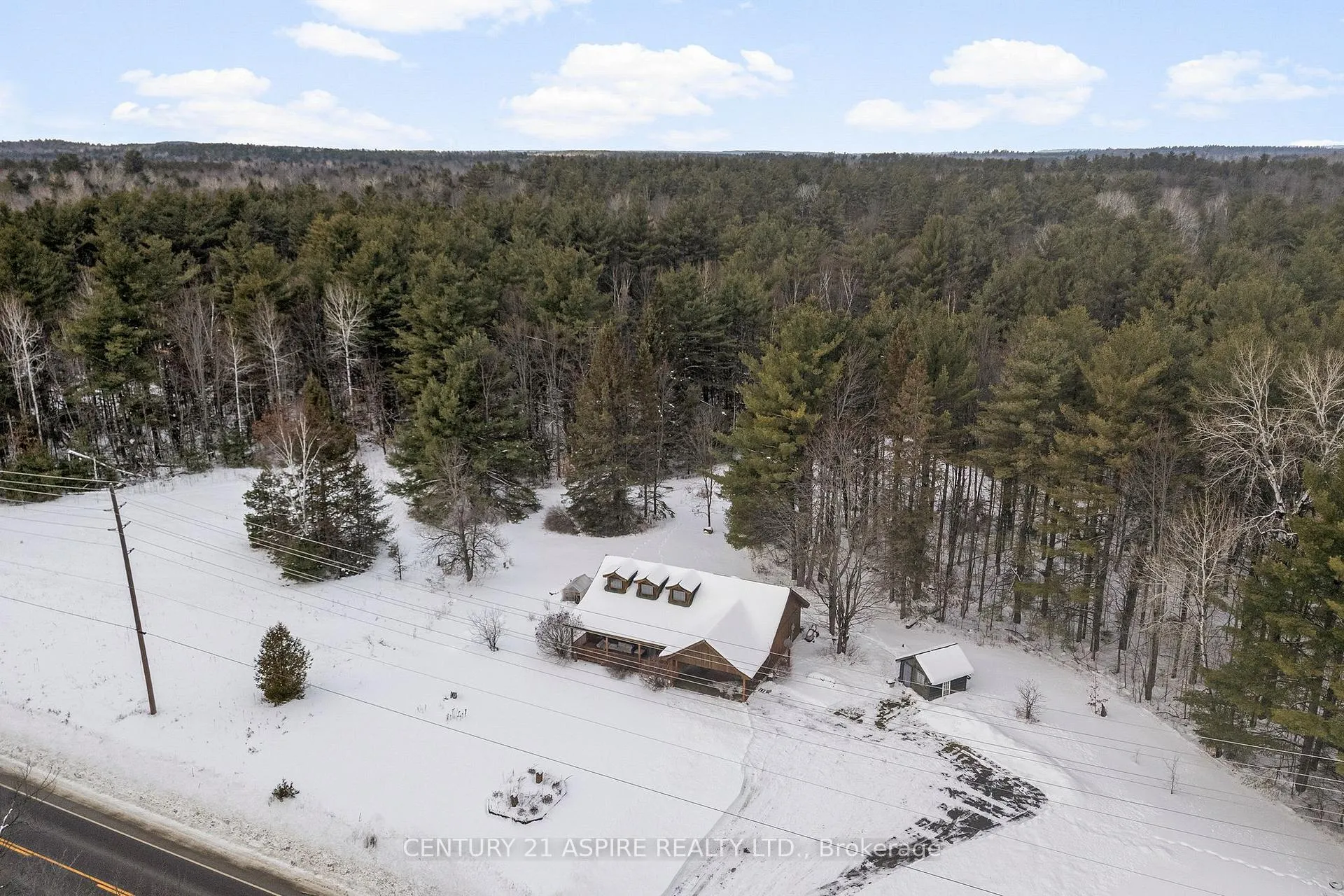Photo 5 of 400 Calabogie Road, McNab/Braeside, Mcnab/Braeside Twps — HOMEH