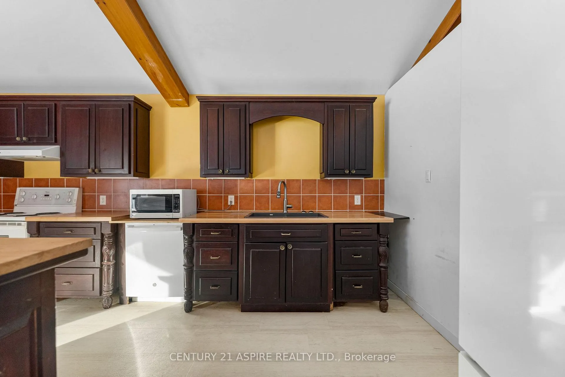 Photo 14 of 400 Calabogie Road, McNab/Braeside, Mcnab/Braeside Twps — HOMEH