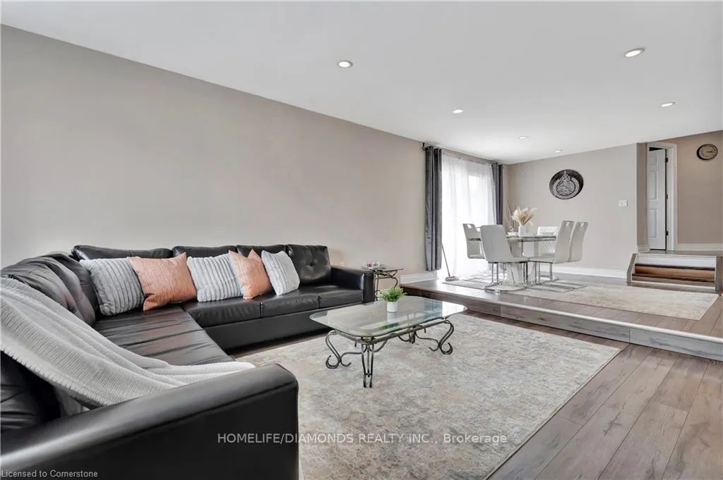 Photo 6 of 334 Templemead Drive, Hamilton, Templemead — HOMEH