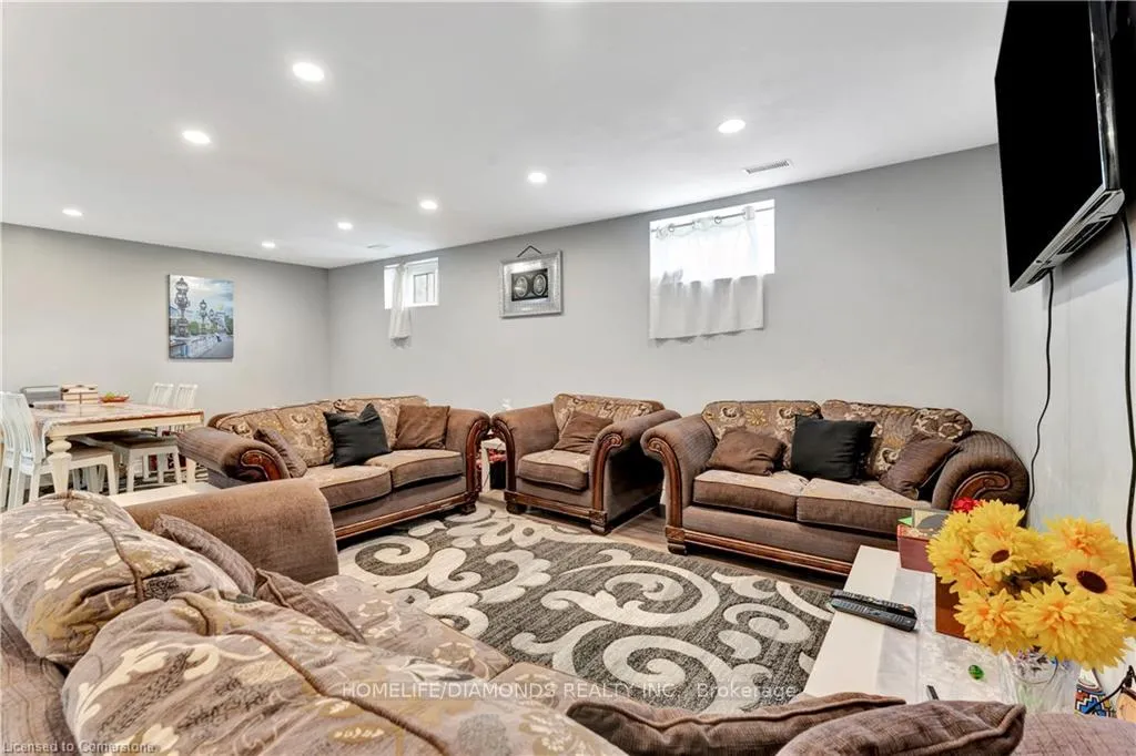 Photo 28 of 334 Templemead Drive, Hamilton, Templemead — HOMEH