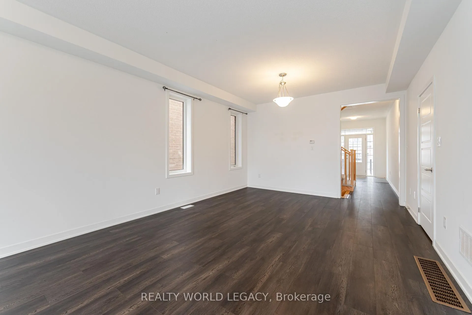 Photo 10 of 22 Frank Lloyd Wright Street, Whitby, Downtown Whitby — HOMEH
