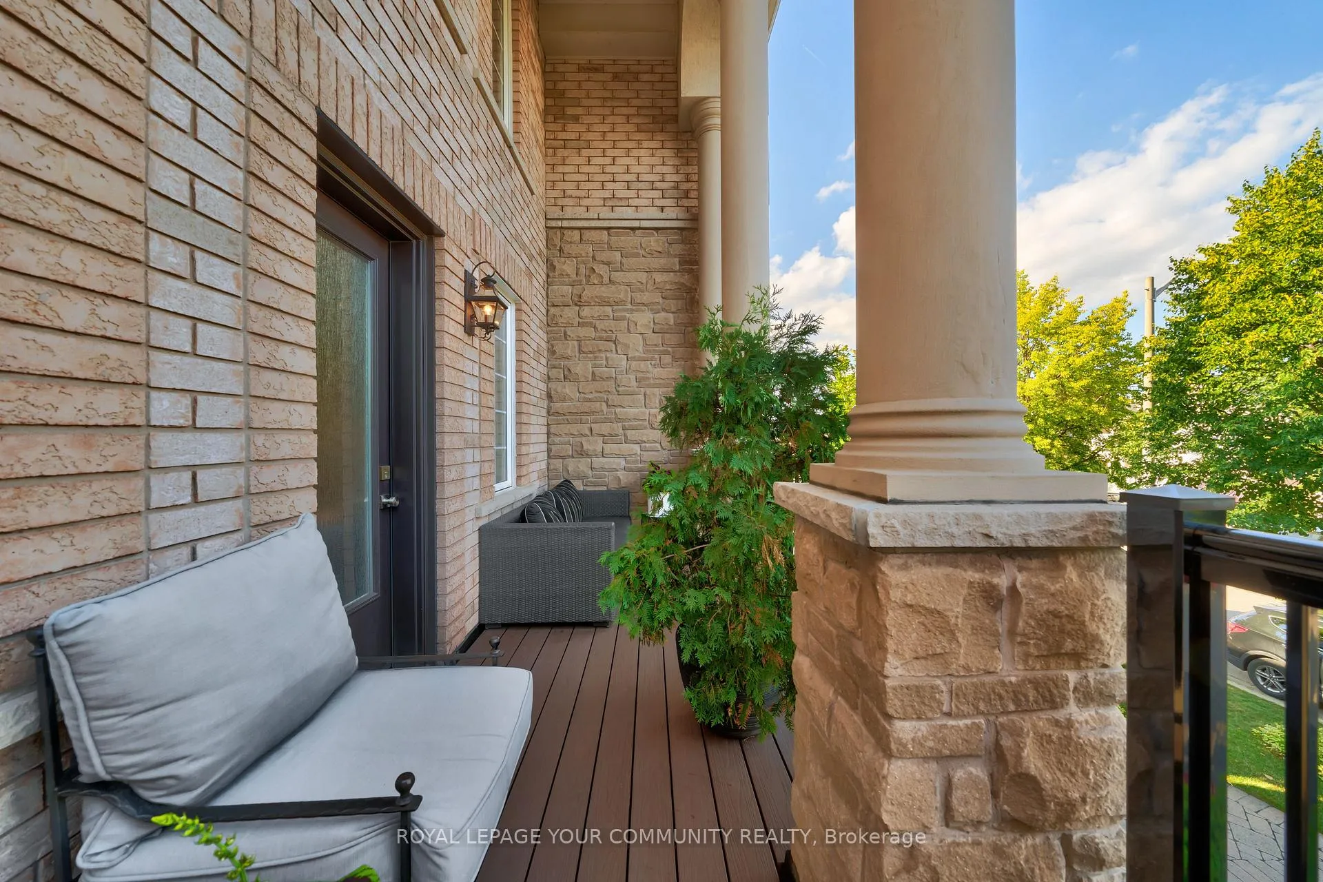 Photo 6 of 32 Wheatfield Drive, Vaughan, Vellore Village — HOMEH