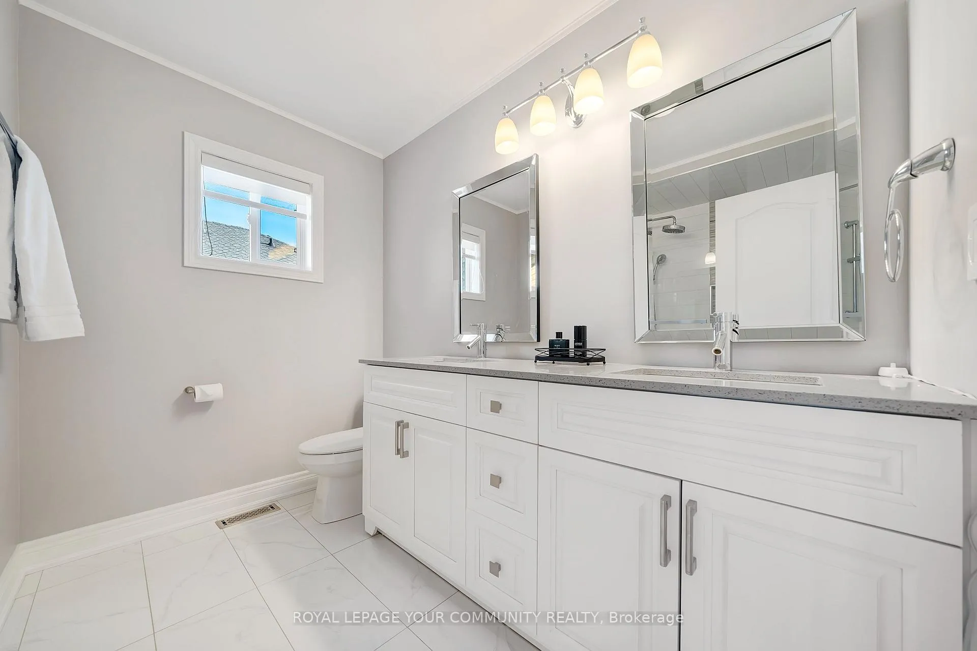 Photo 24 of 32 Wheatfield Drive, Vaughan, Vellore Village — HOMEH