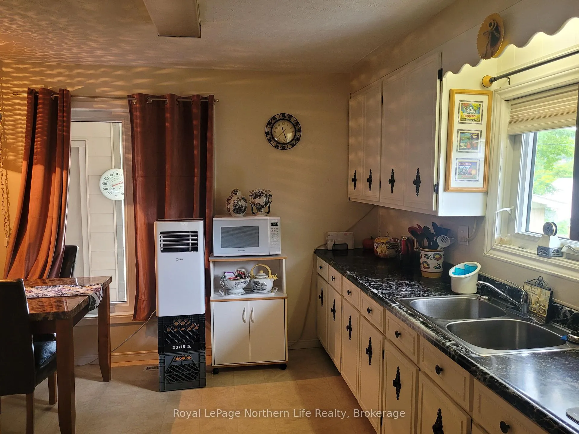 Photo 6 of 550 Division Street, Mattawa — HOMEH