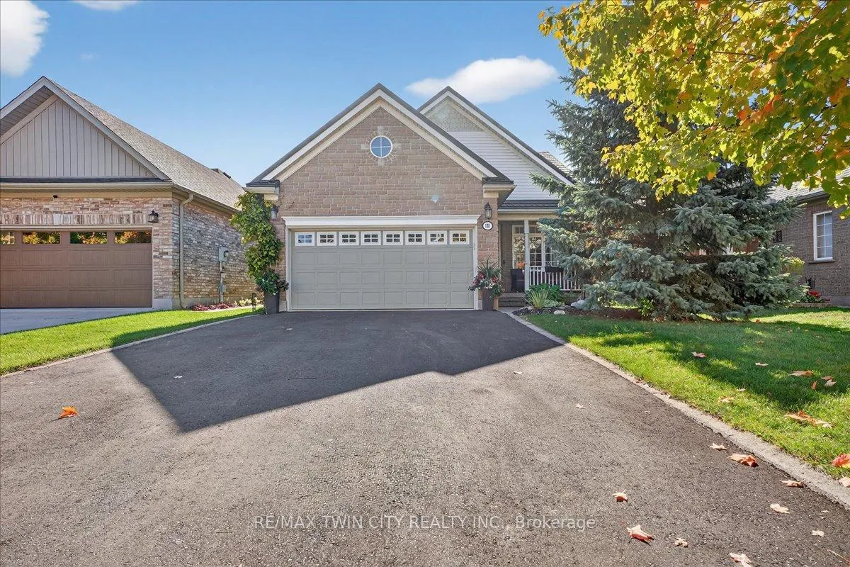 Photo 2 of 151 Reiber Court, Waterloo — HOMEH