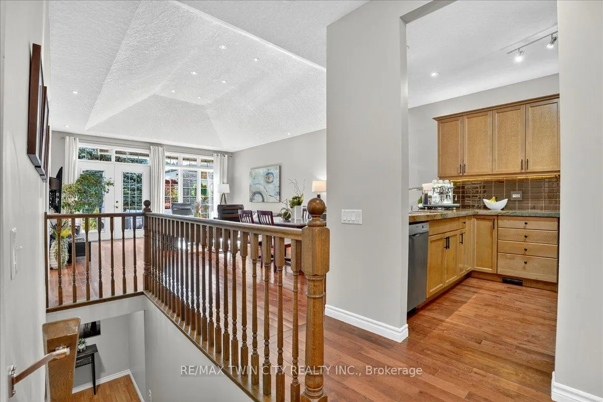 Photo 22 of 151 Reiber Court, Waterloo — HOMEH