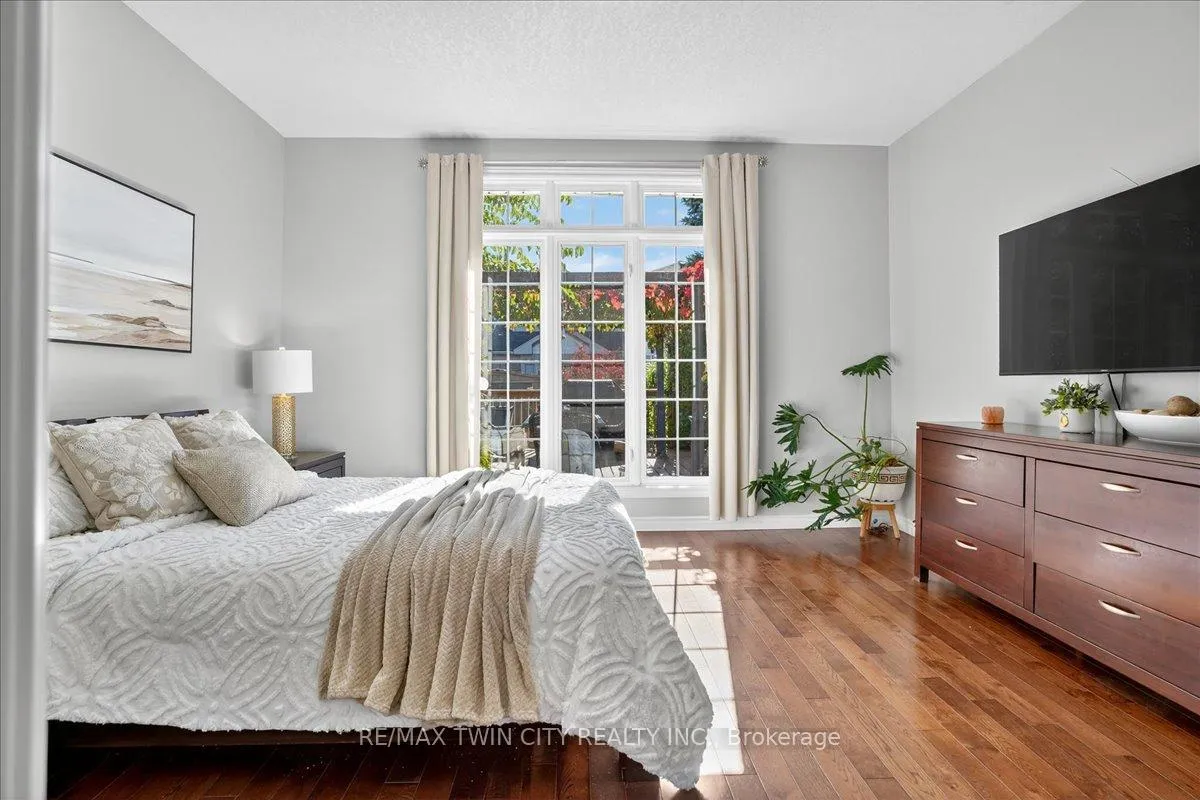 Photo 31 of 151 Reiber Court, Waterloo — HOMEH