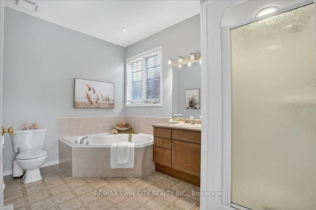 Photo 32 of 151 Reiber Court, Waterloo — HOMEH