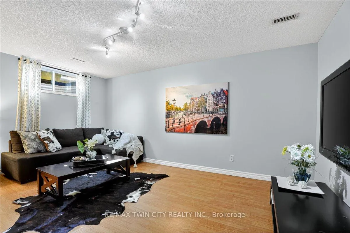Photo 37 of 151 Reiber Court, Waterloo — HOMEH