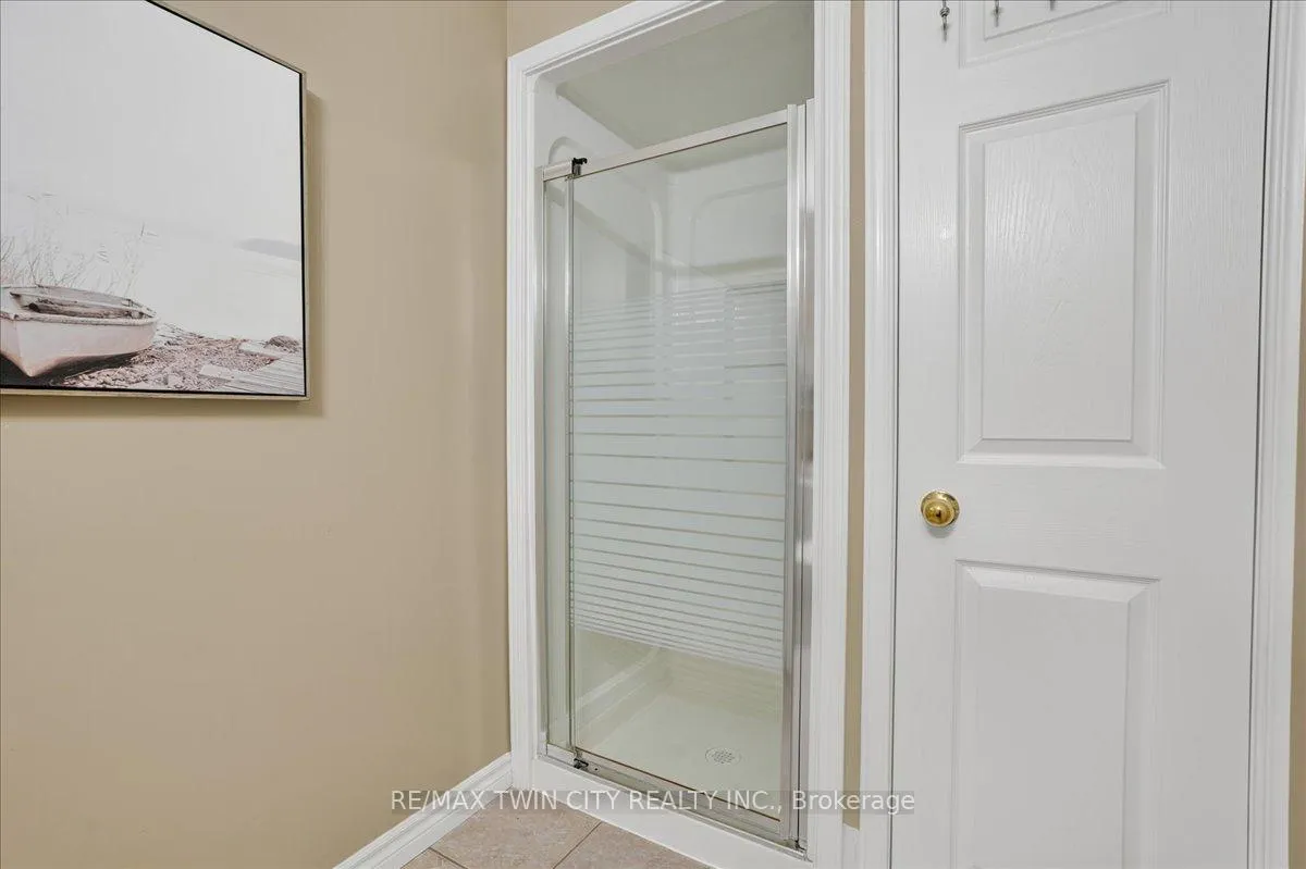 Photo 41 of 151 Reiber Court, Waterloo — HOMEH