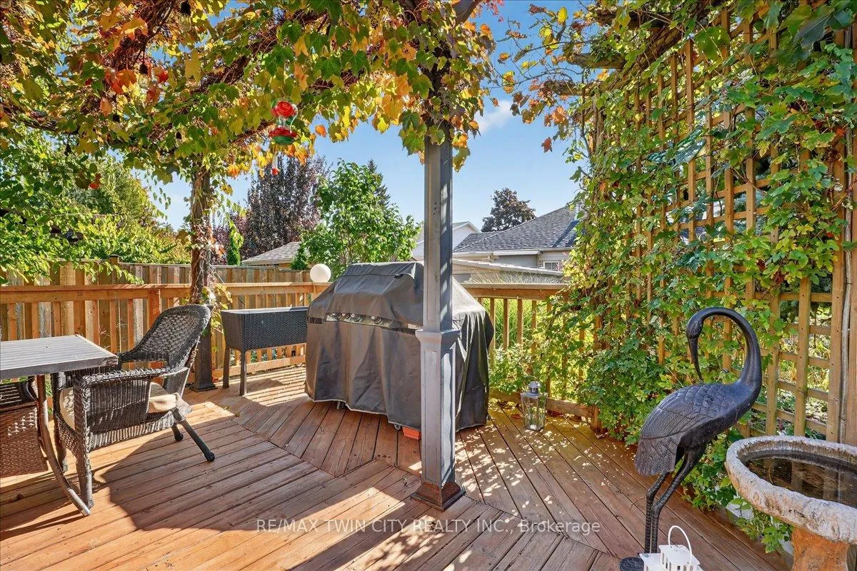 Photo 46 of 151 Reiber Court, Waterloo — HOMEH