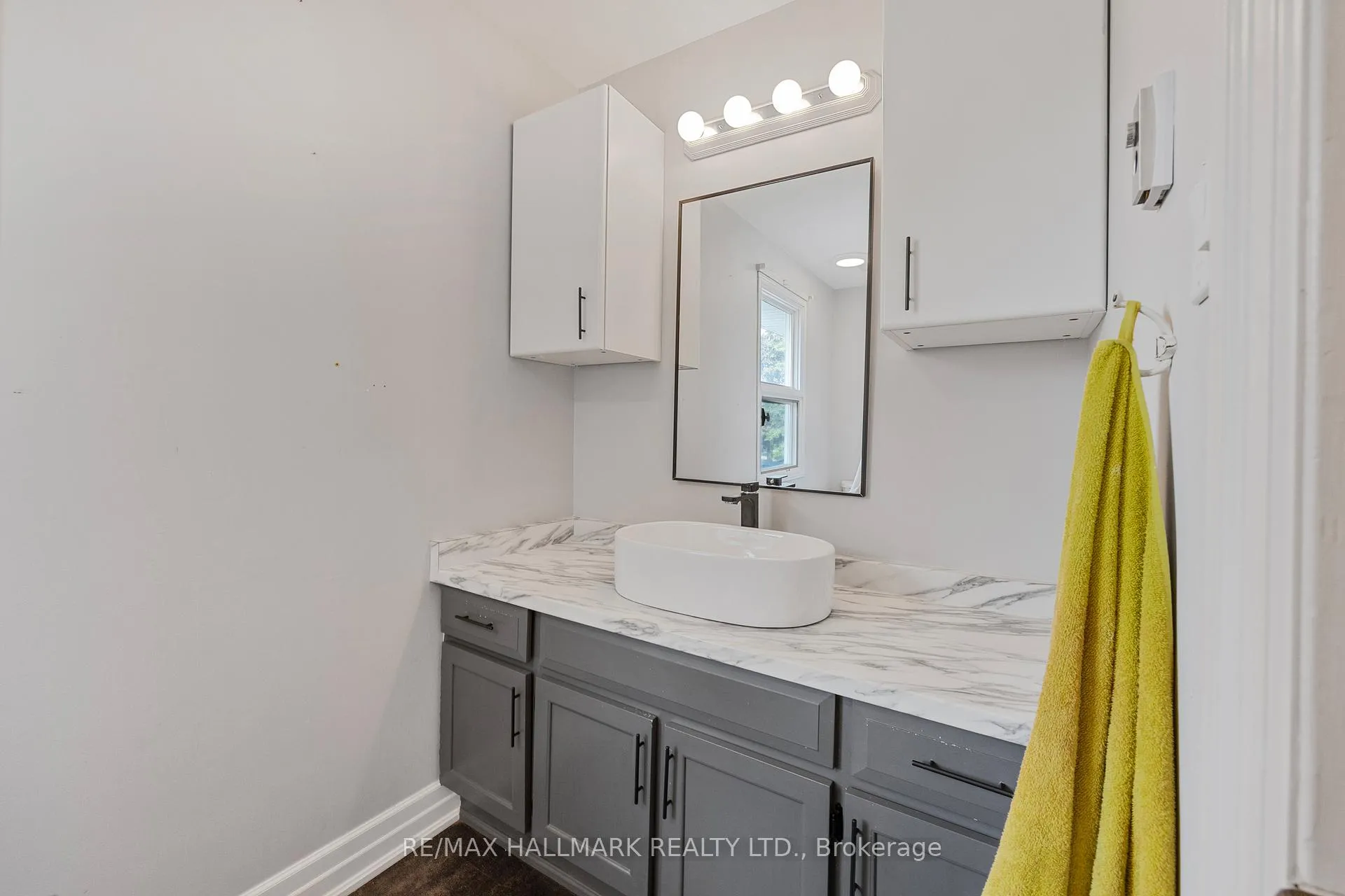 Photo 19 of 78 Marshall Street, Barrie, Allandale — HOMEH