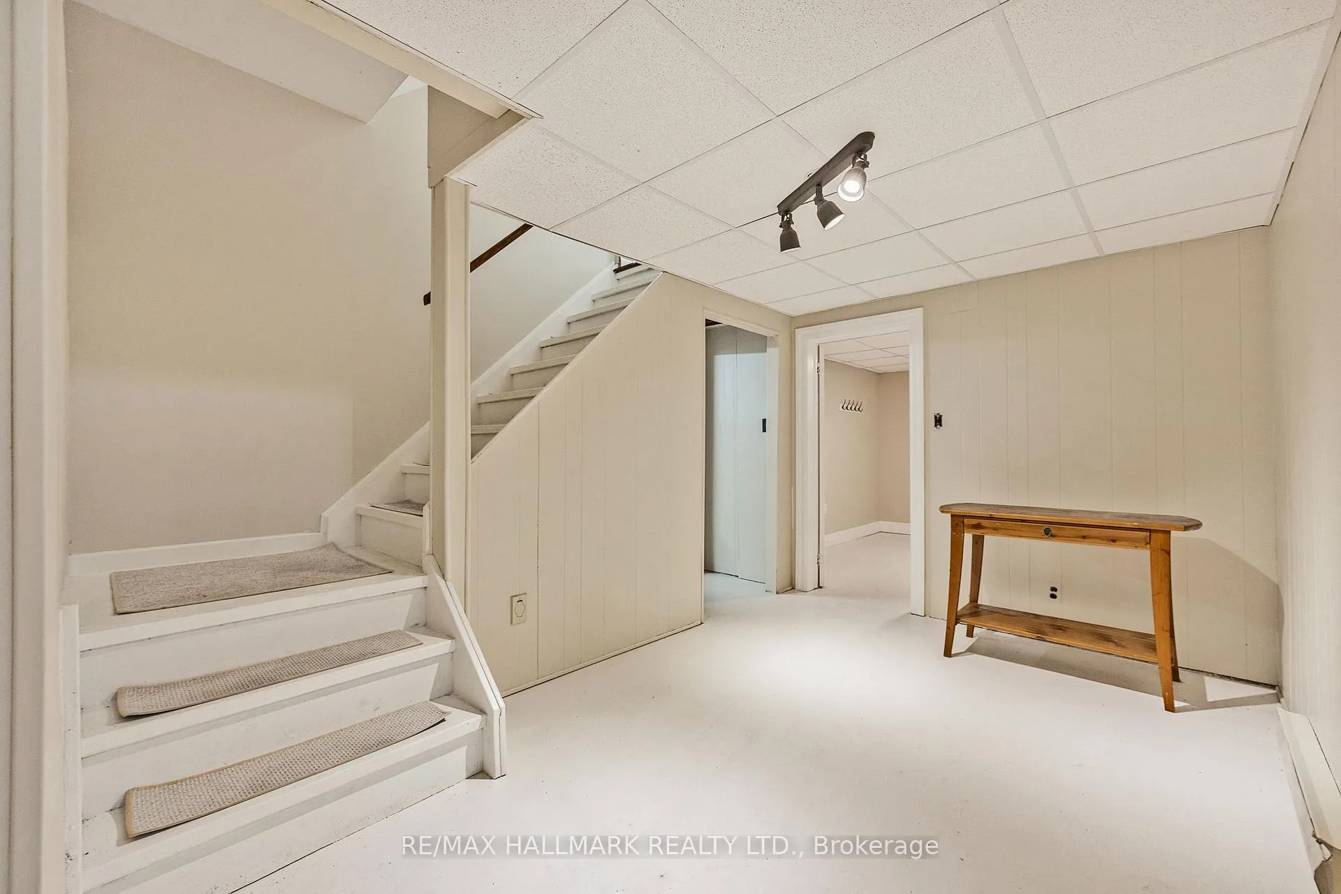 Photo 20 of 78 Marshall Street, Barrie, Allandale — HOMEH