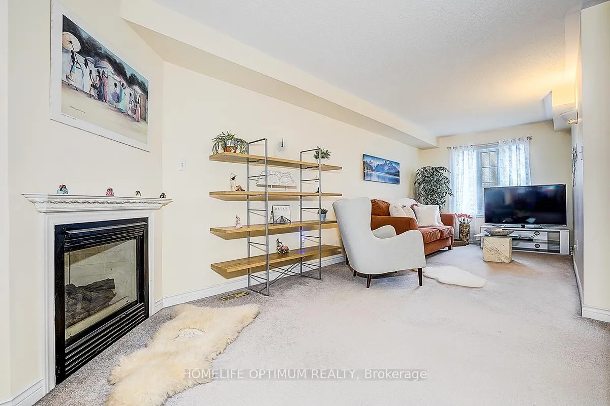 Photo 4 of 4 Smales Drive N, Ajax, Central — HOMEH