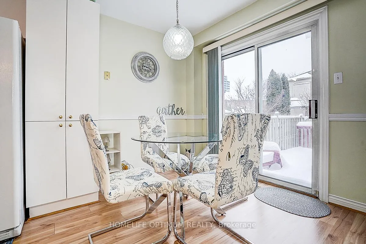 Photo 10 of 4 Smales Drive N, Ajax, Central — HOMEH