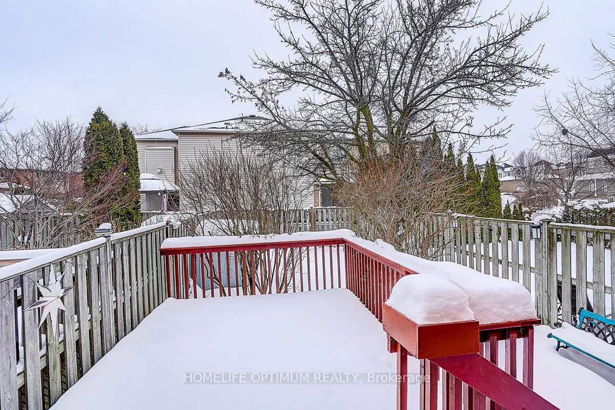 Photo 14 of 4 Smales Drive N, Ajax, Central — HOMEH