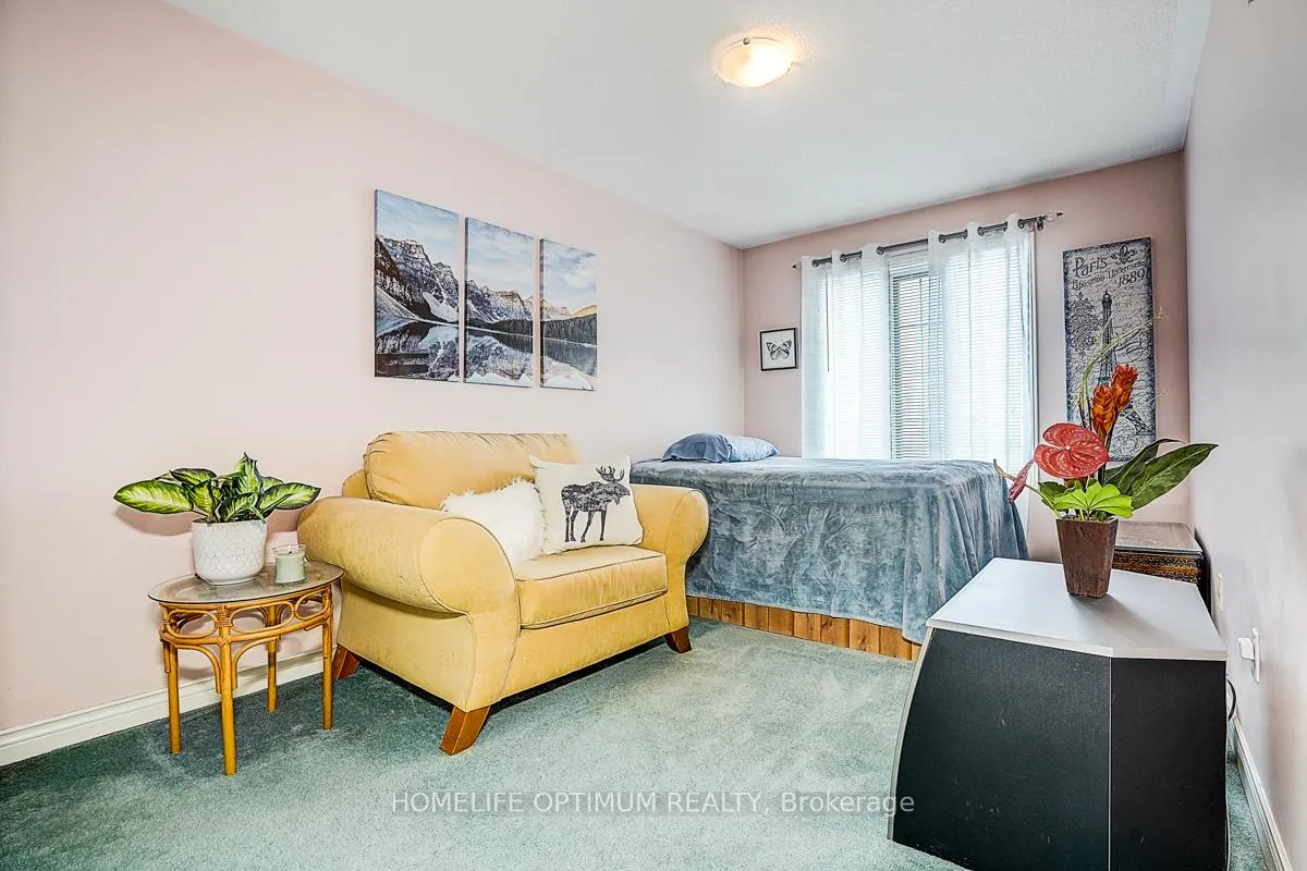 Photo 20 of 4 Smales Drive N, Ajax, Central — HOMEH
