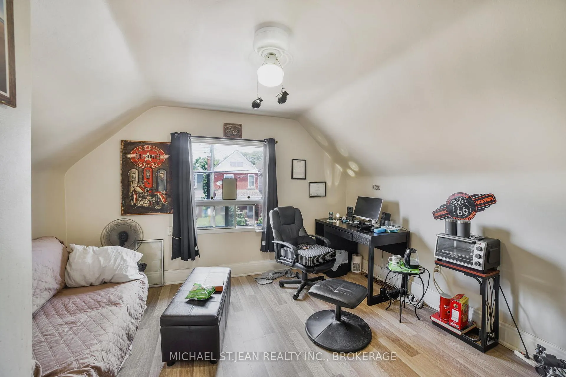 Photo 11 of 20 Gertrude Street, Hamilton, Crown Point — HOMEH