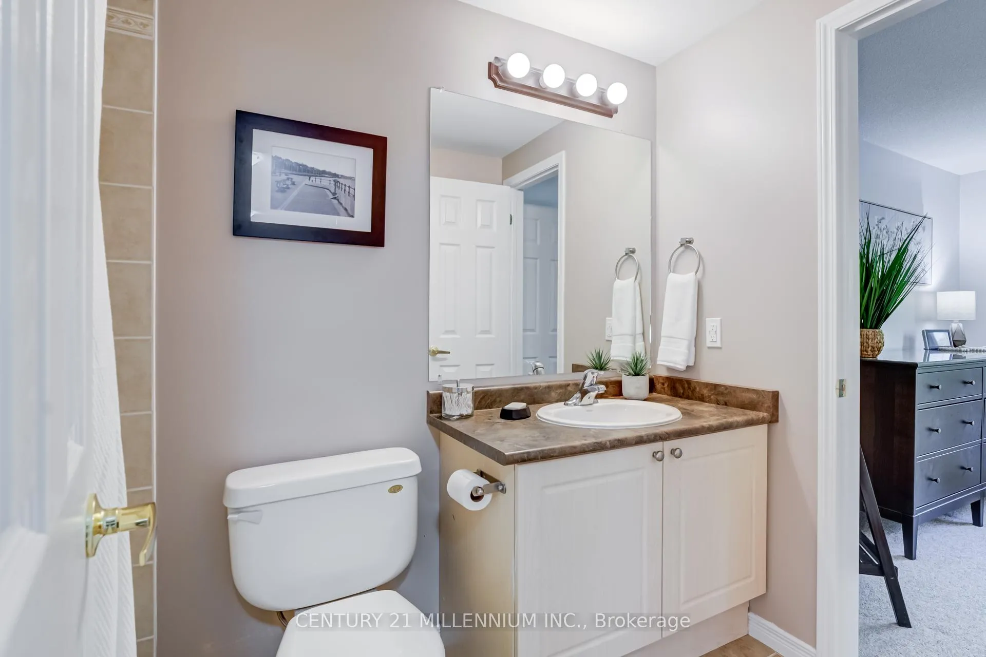 Photo 22 of 2071 Osbond Road, Innisfil, Alcona — HOMEH