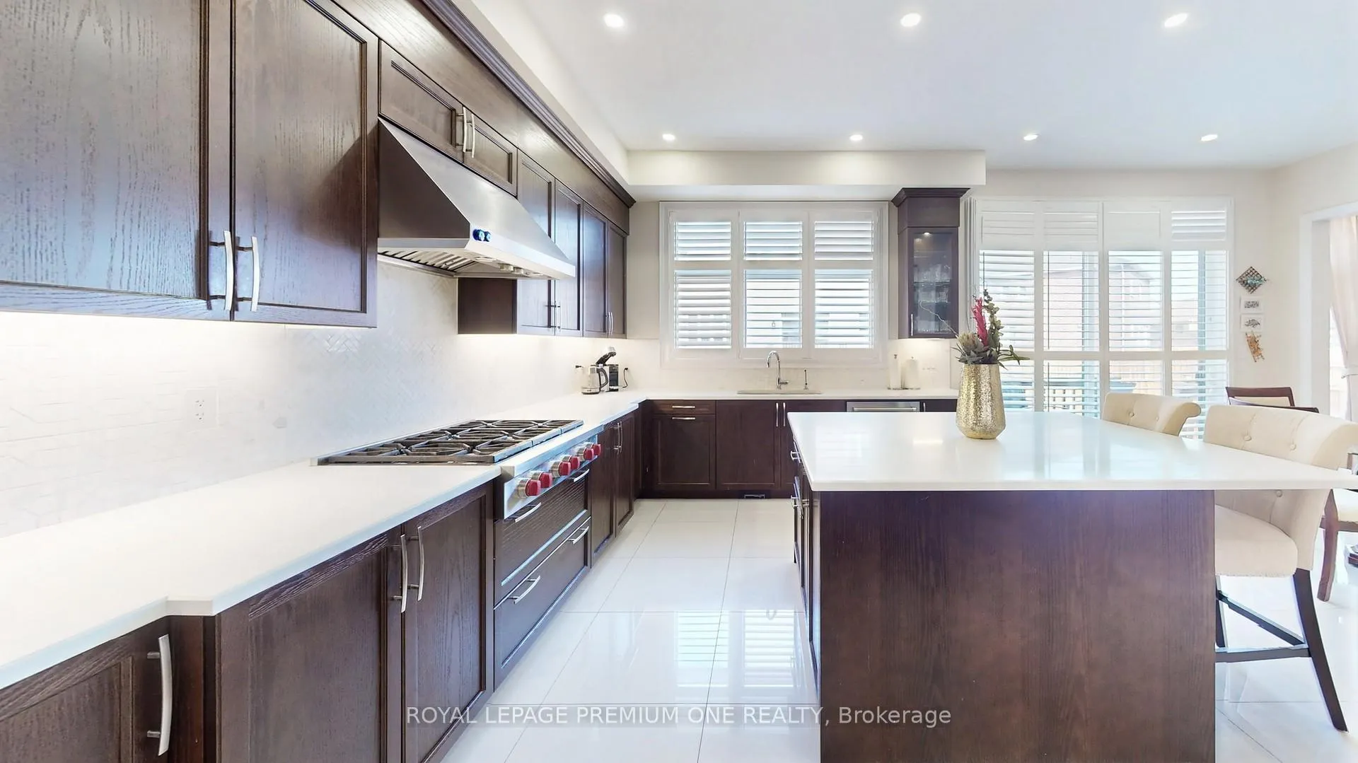 Photo 14 of 52 Daisy Meadow Crescent, Caledon, Caledon East — HOMEH
