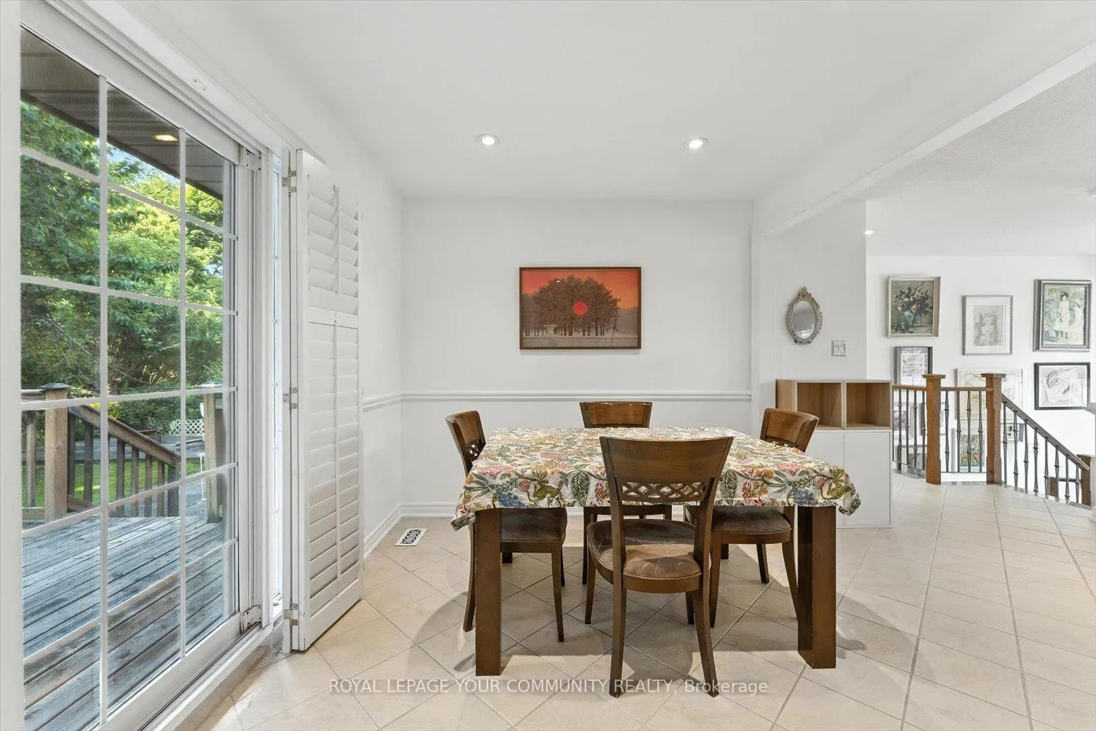 Photo 19 of 19 Weller Crescent, Vaughan, Maple — HOMEH