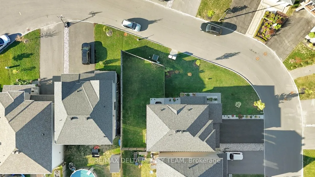 Photo 9 of 1013 Jubilation Court, Ottawa, Avalon East — HOMEH