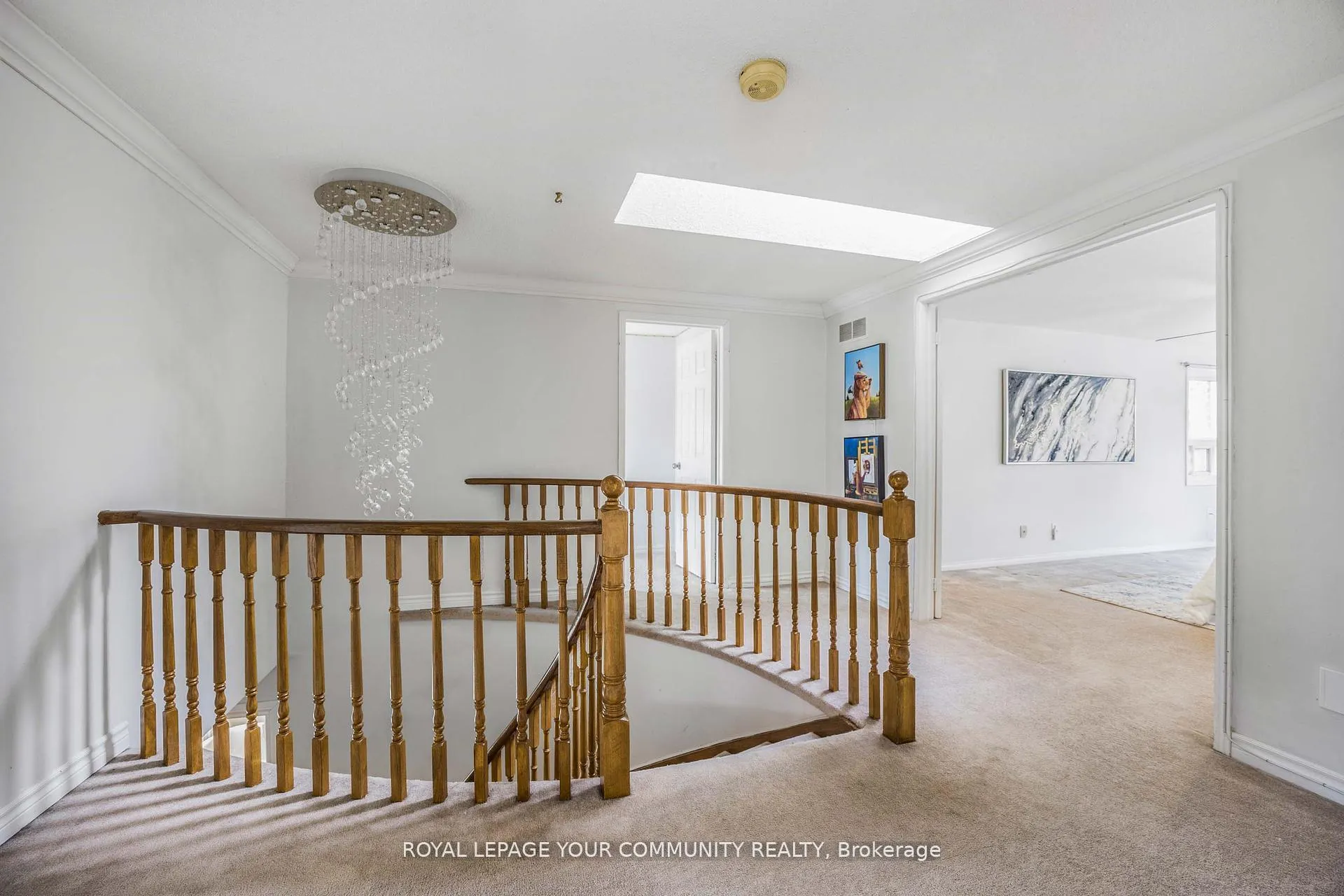 Photo 12 of 261 Hoover Drive W, Pickering, Rougemount — HOMEH