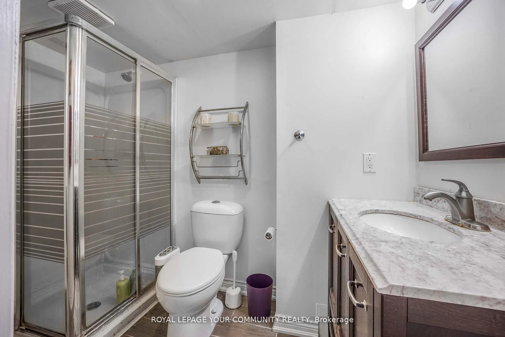 Photo 27 of 261 Hoover Drive W, Pickering, Rougemount — HOMEH