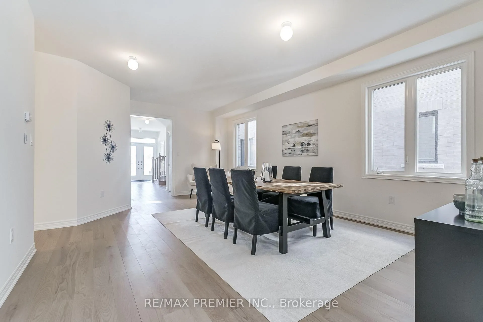 Photo 11 of 3153 Blazing Star Avenue, Pickering, Rural Pickering — HOMEH