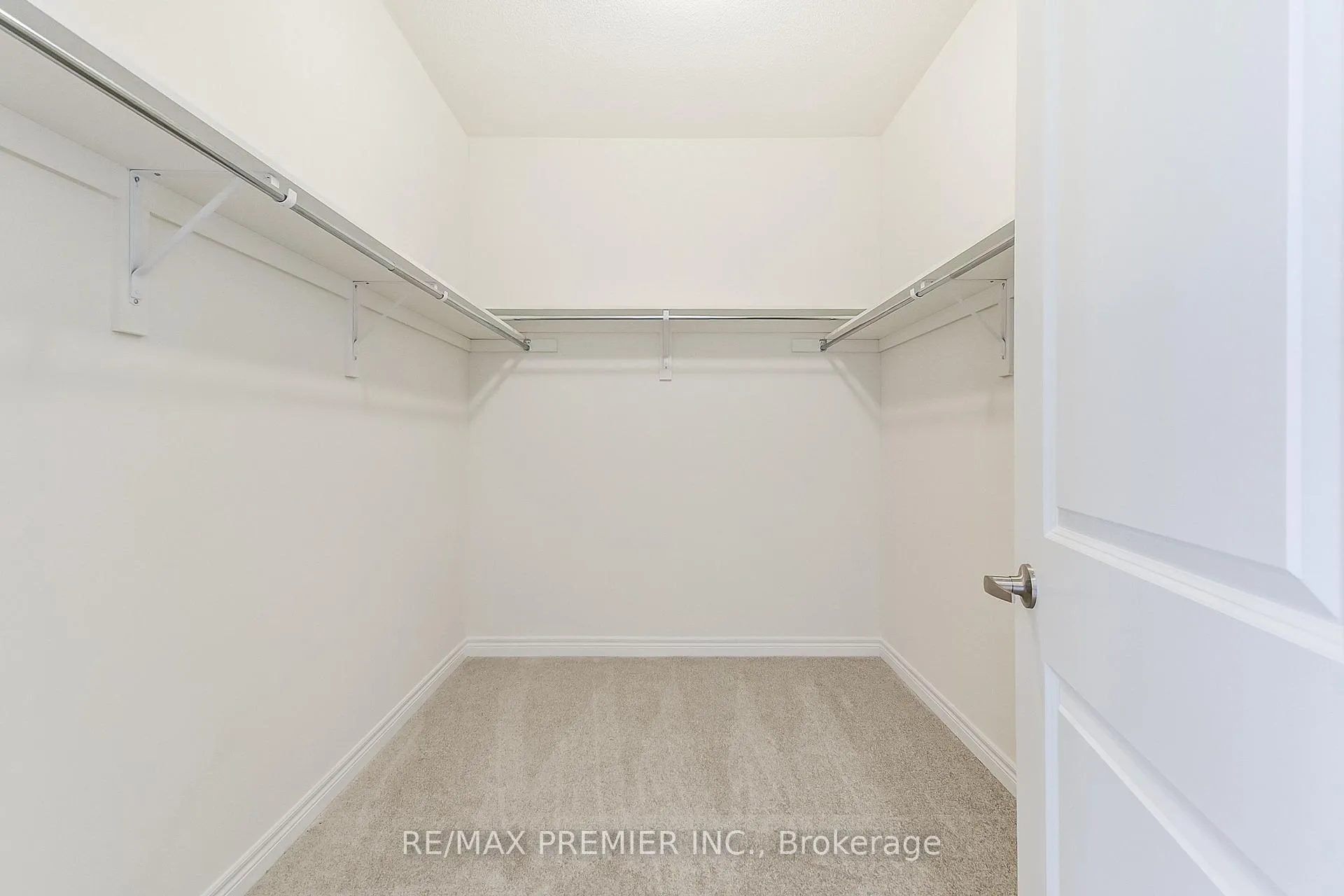 Photo 33 of 3153 Blazing Star Avenue, Pickering, Rural Pickering — HOMEH