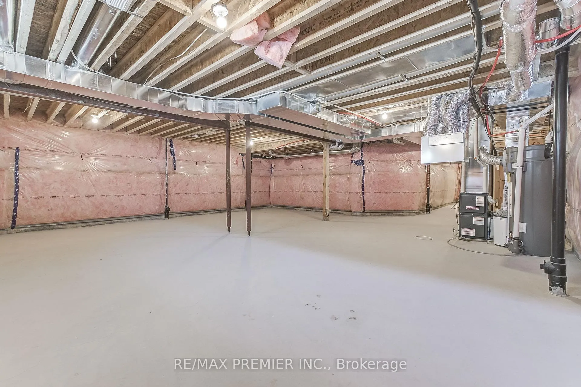 Photo 39 of 3153 Blazing Star Avenue, Pickering, Rural Pickering — HOMEH