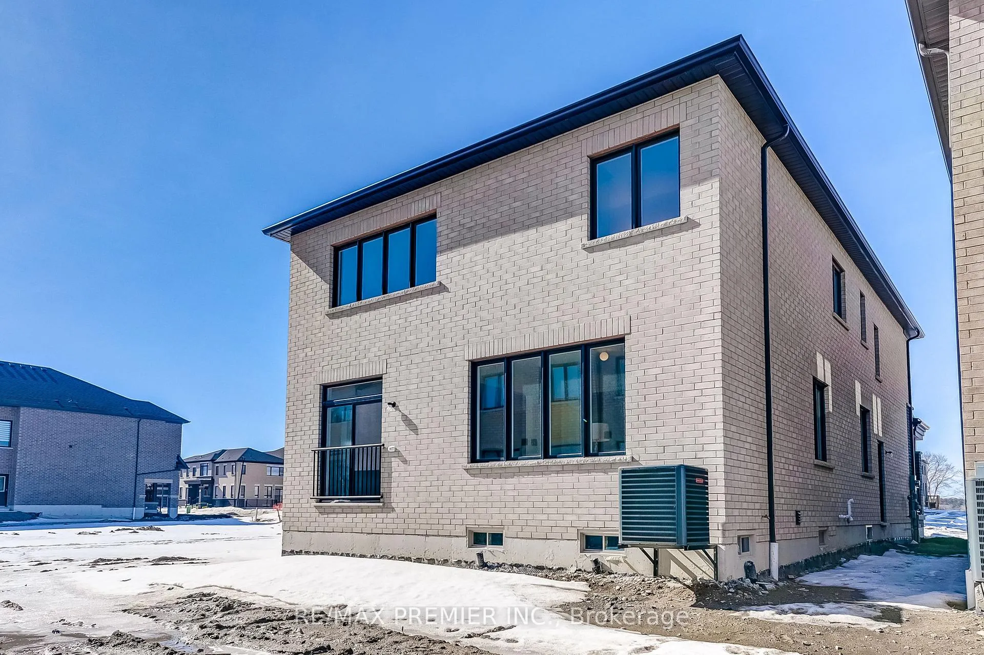 Photo 43 of 3153 Blazing Star Avenue, Pickering, Rural Pickering — HOMEH