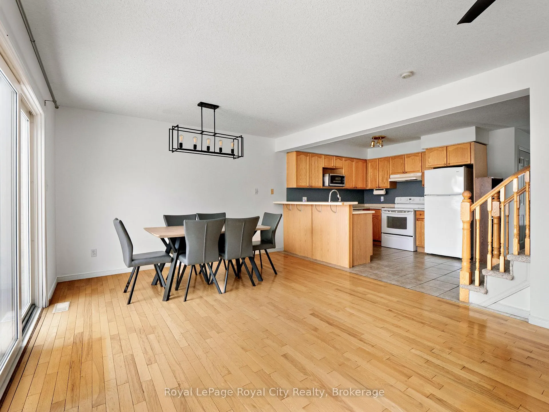 Photo 8 of 47 Schroder Crescent, Guelph, Grange Road — HOMEH