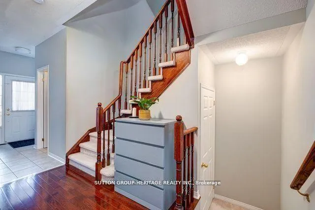 Photo 6 of 4 Hickman Road, Ajax, South East — HOMEH